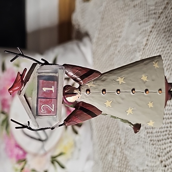 Count down to christmas 🎄 - Picture 2 of 12